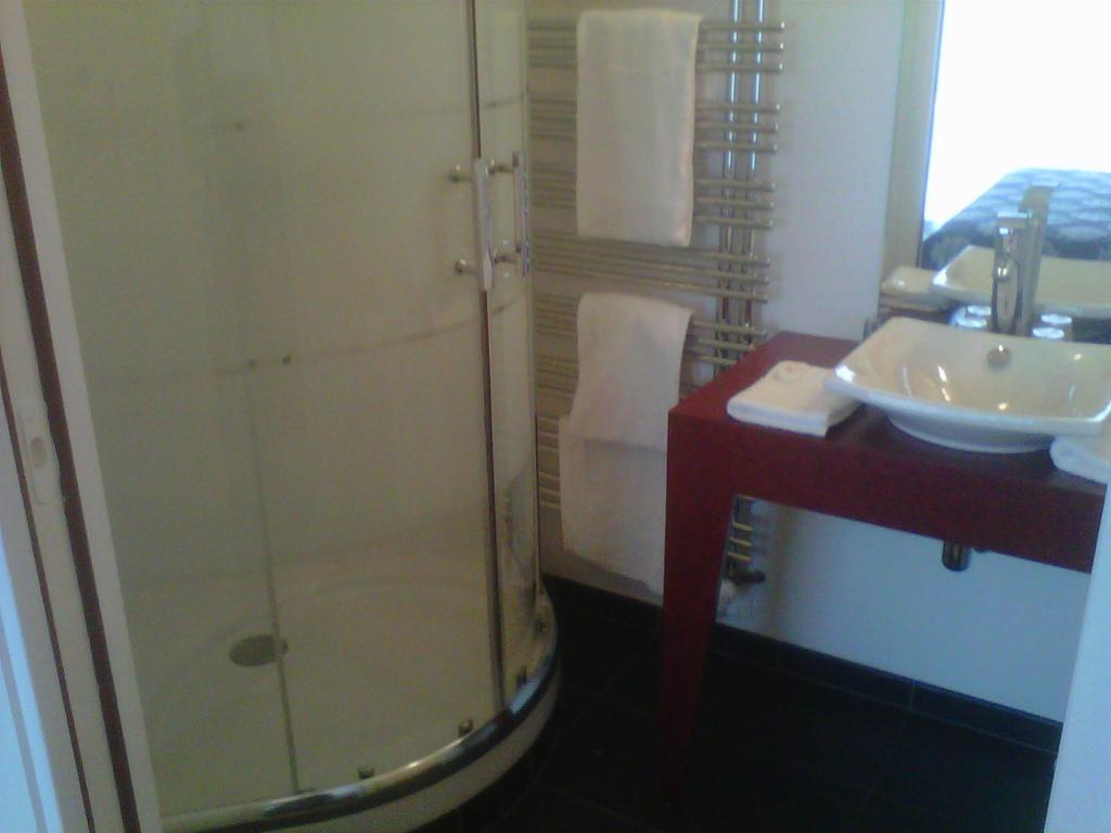 Domaine De Kermodest Hotel Quemper-Guezennec Ruang foto