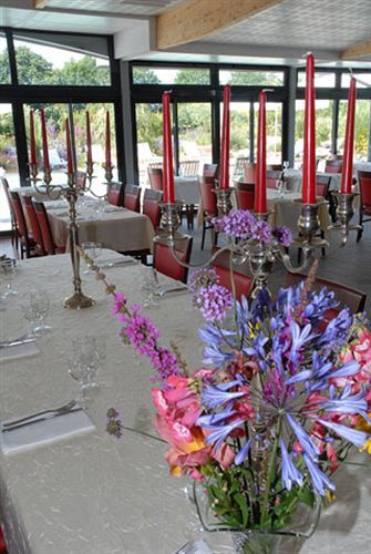 Domaine De Kermodest Hotel Quemper-Guezennec Bagian luar foto